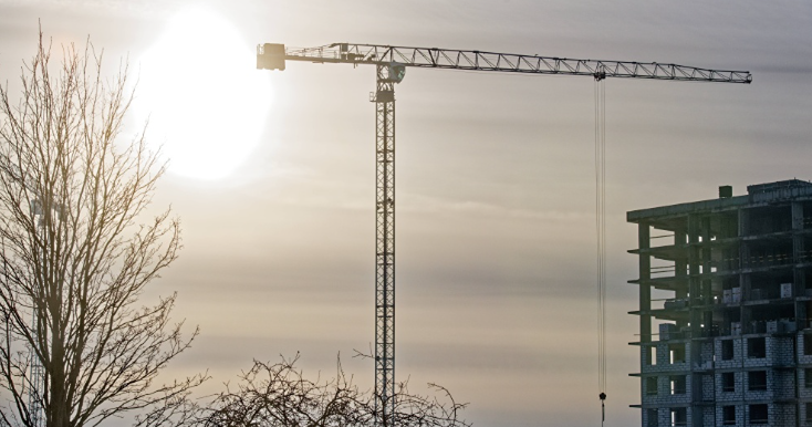 Новостройки пустуют: 80 % жилья не нашли покупателей в двух регионах