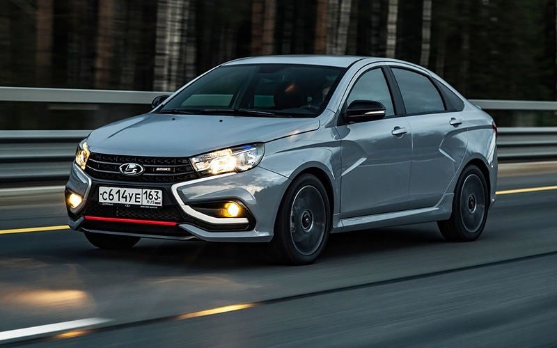 АвтоВАЗ начал продажи элитной Lada Vesta Sport от 2,35 млн рублей