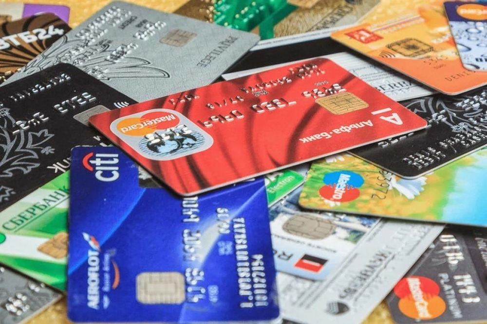 Как получать кэшбэк с дебетовых карт: какие банки дают максимум в 2026 году?