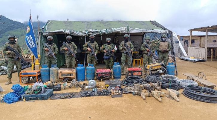 Кто ответит за удар по ферме в Сан-Мартине в Эквадоре? Расследование The New York Times