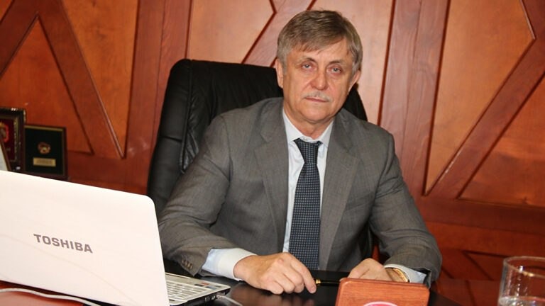 Депутат‑миллионер Филиппов ушёл на СВО: почему в 70 лет и вопреки правилам?