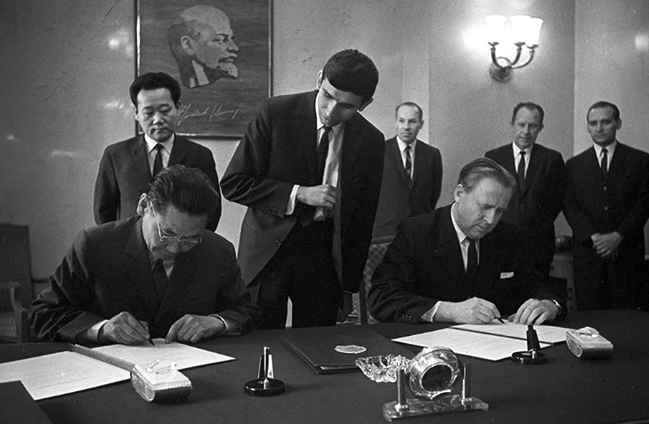 ДНЯО на грани: действия США и Израиля провоцируют ядерные дискуссии