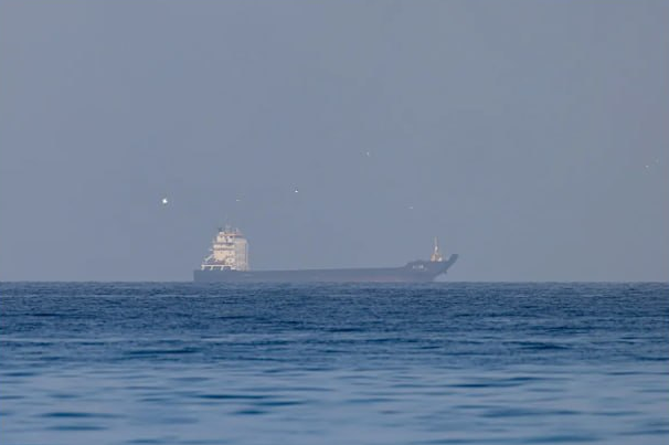 Иран взимает с некоторых судов плату за транзит через Ормузский пролив до $2 млн