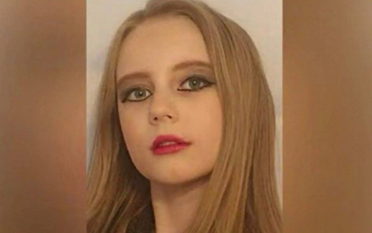 Юный гений Алиса Теплякова: 13-летняя девочка берёт 50 тыс. руб. за сеанс психолога