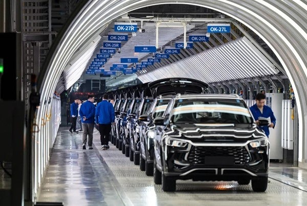 Акции BYD растут на фоне дорогой нефти — что происходит