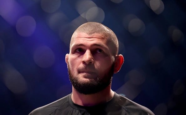 Удар по лицу — не для женщины: Хабиб объяснил, почему против женских боёв