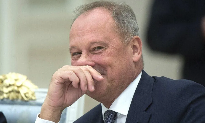 США сняли санкции с экс-главы ВЭБ: что это значит для рынка