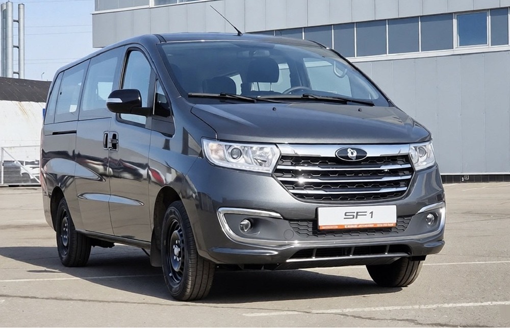 Соллерс объявила о старте продаж семиместных минивэнов Sollers SF1 
