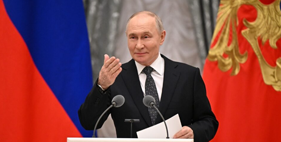 Путину доверяют 75% россиян