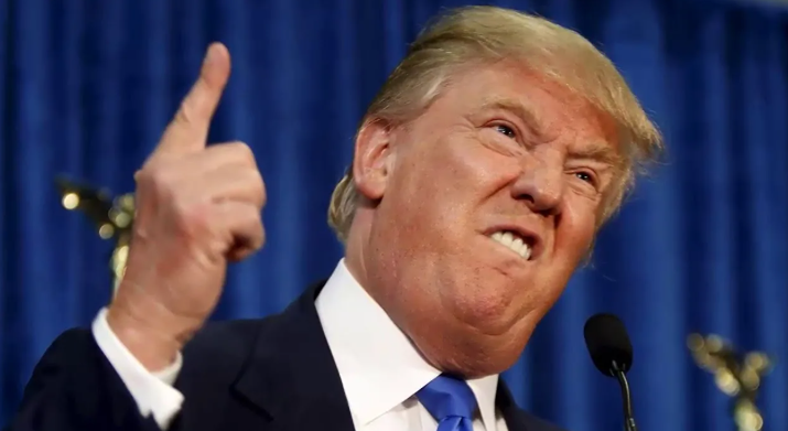 Иран «умоляет» США пойти на сделку, заявил Трамп