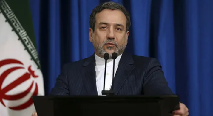 Иран опять заявил о полном контроле над Ормузом