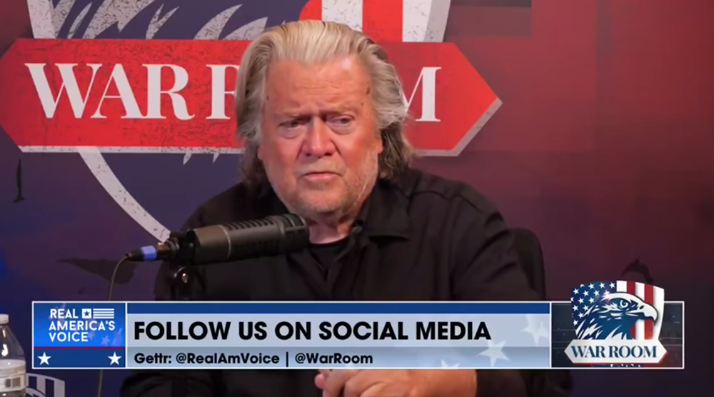 Не пропусти: Бэннон обвинил ОАЭ и Катар в бездействии против Ирана