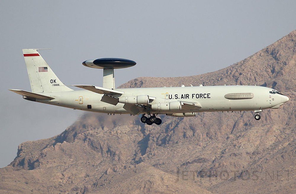 США потеряли «глаза неба»: Boeing E‑3 Sentry уничтожен в Саудовской Аравии