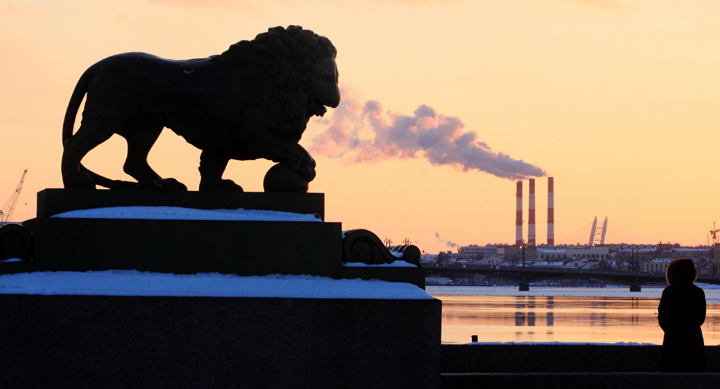 Питер снова стал самым депрессивным городом в России