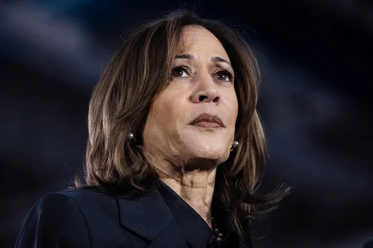 Команда Камалы Харрис продолжает собирать средства у доноров, несмотря на поражение