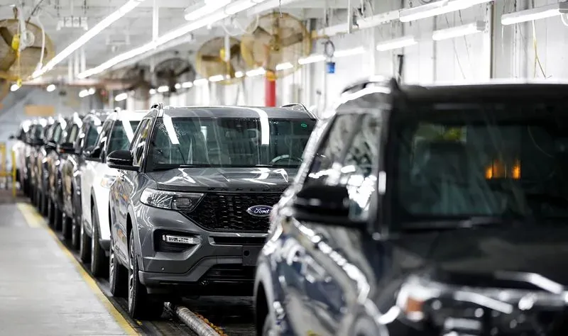 Компания Ford Motor выплатила штраф в размере 165 миллионов долларов США за несвоевременный отзыв камер заднего вида