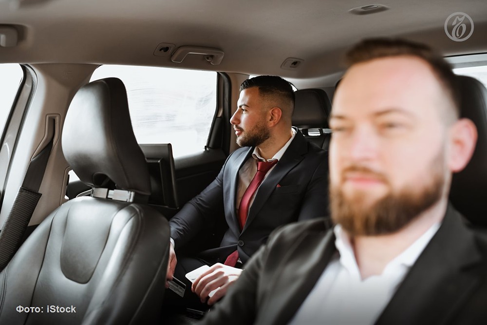 Такси вместо автопарка: как бизнес оптимизирует расходы на поездки