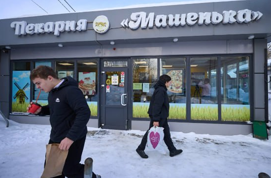 Несмотря на трудности, российская экономика далека от краха