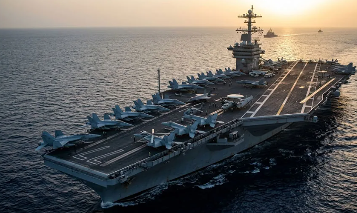 На пути к кризису? США перебрасывают третий авианосец против Ирана