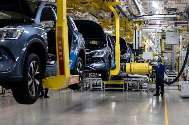 Рекорд экспорта и кризис дома: что ждёт BYD после мартовского рывка?