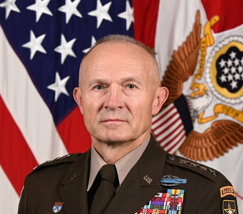 Тайная чистка в Пентагоне: почему уволили трёх генералов?