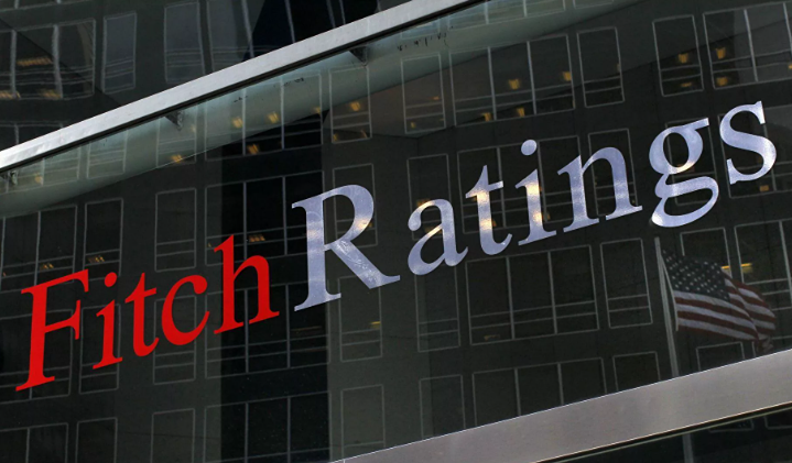 Шокирующее решение: Fitch понизило рейтинг Qatar Energy с негативным прогнозом