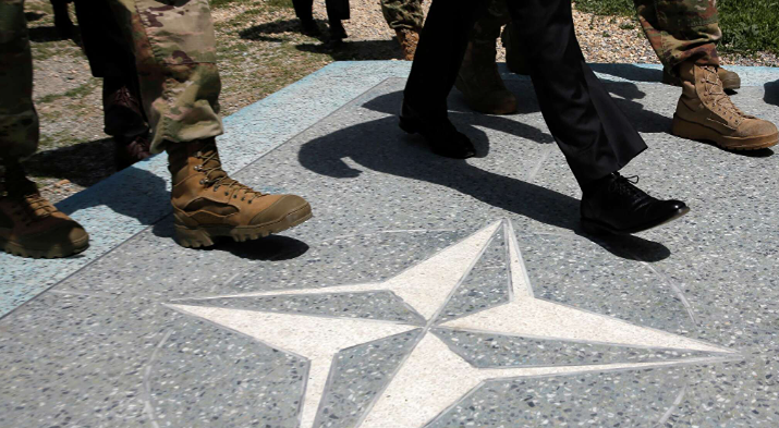 Politico: европейские лидеры считают, что НАТО разваливается