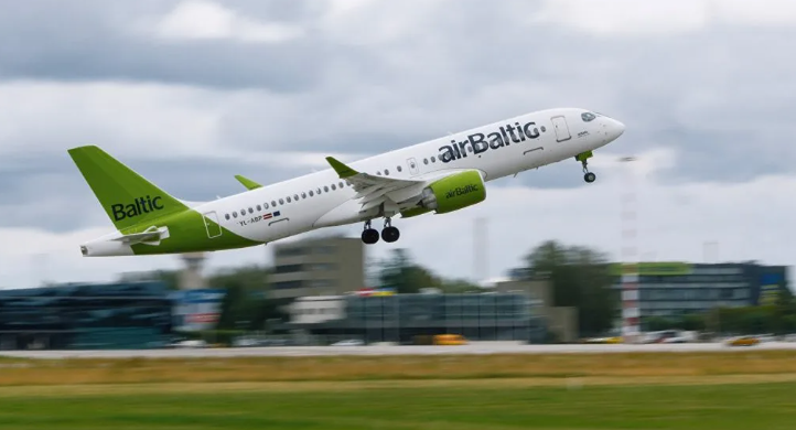 Латвийская авиакомпания Air Baltic оказалась на грани дефолта