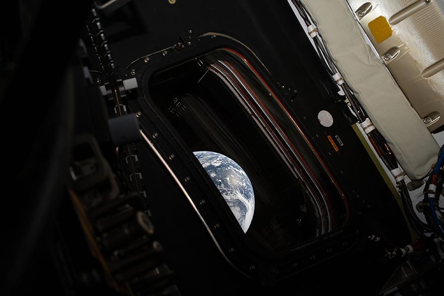 Новые фото Земли от NASA: кадры с корабля «Орион» миссии Artemis II