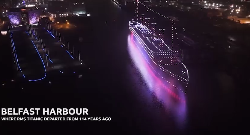 Копию «Титаника» сделали из светящихся дронов