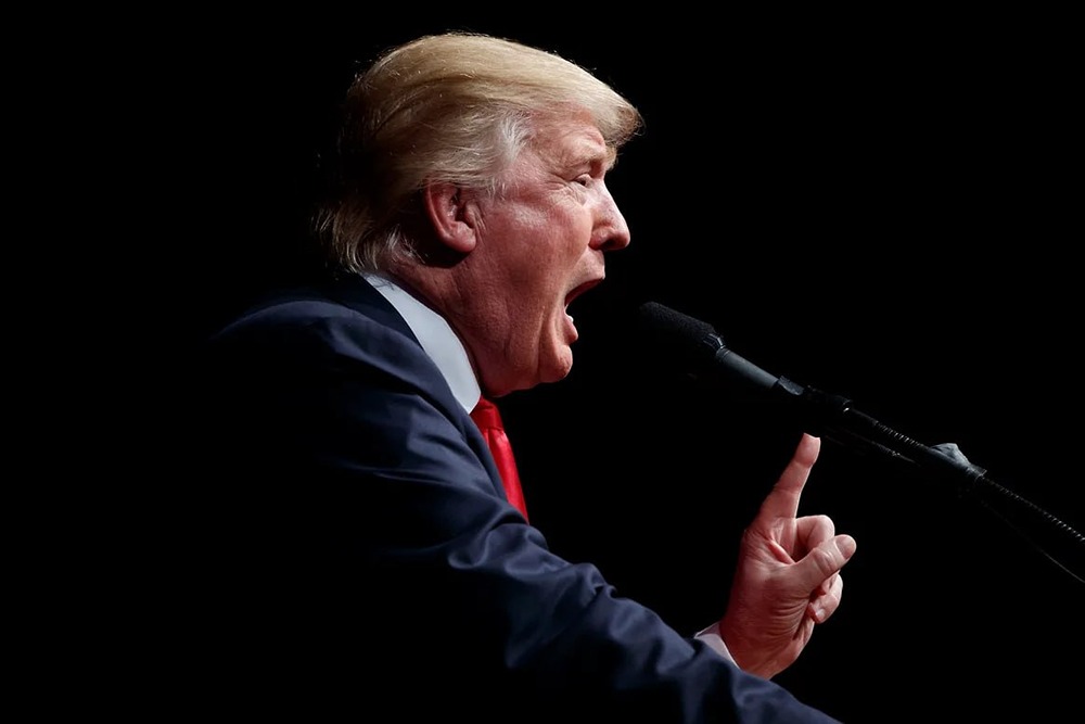 Срочно: Трамп шокировал мир пасхальным постом — угрозы Ирану и мат