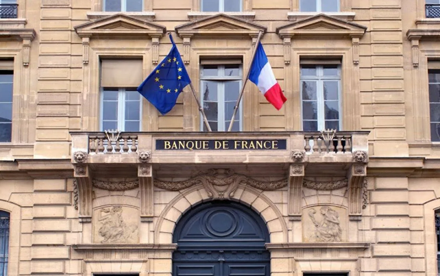Французский центральный банк продал 129 тонн французского золота, хранившегося в Нью-Йорке