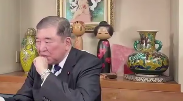 Как говорить с Трампом, чтобы он не разозлился? Совет от Исибы