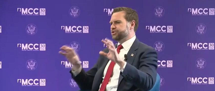 Зеленский угрожал Орбану? Вэнс назвал это абсурдом