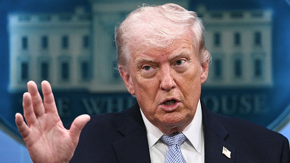 Трамп и медиа: как угроза Ирану стала главным шоу планеты