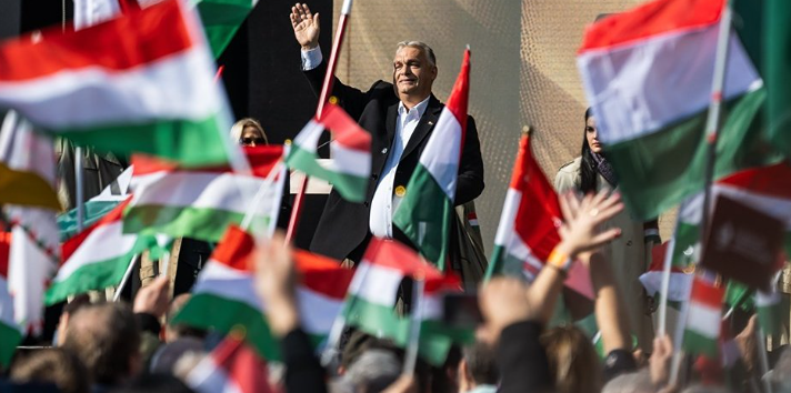 Евросоюз намерен лишить Венгрию права голоса при победе Орбана