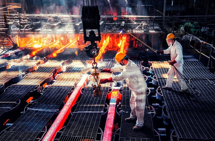 Падение спроса и долги: что спасёт российскую металлургию к 2035 году