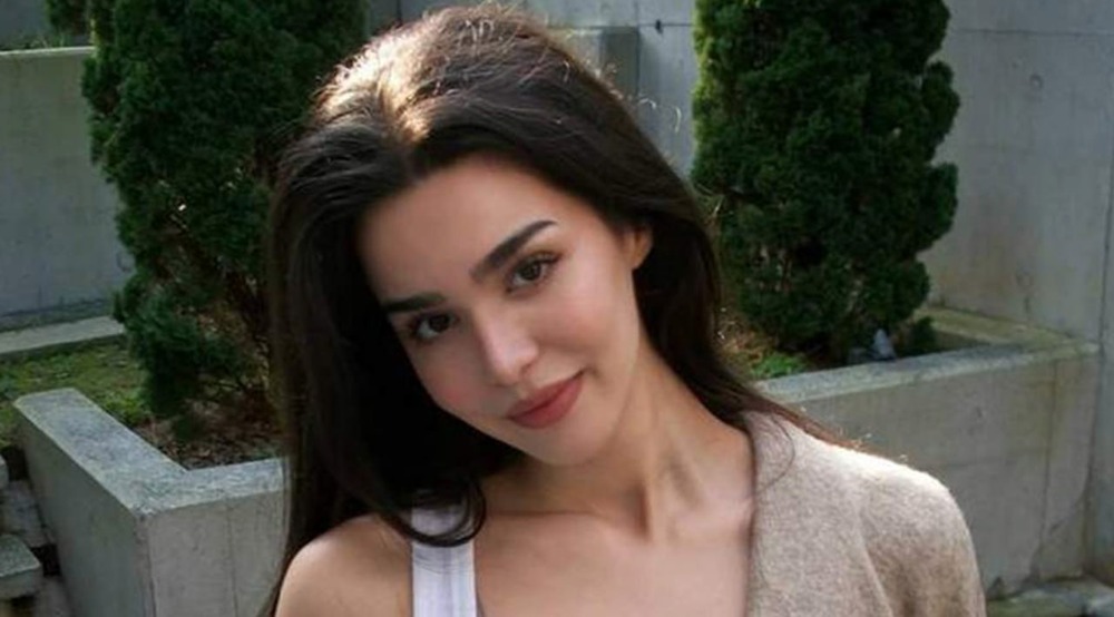 За что задержали звезду «Зимородка» Алейну Бозок? Подробности громкого дела в Турции