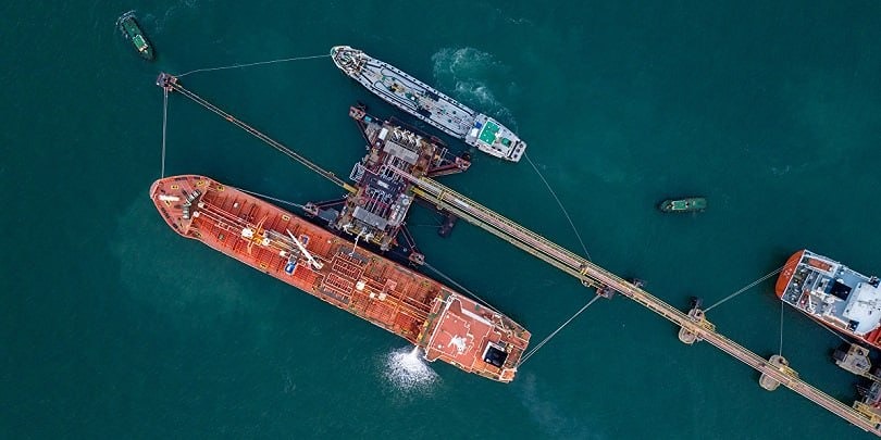 Игра на повышение: как геополитика может взорвать рынок нефти в 2026 году