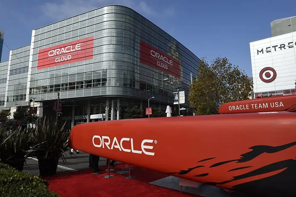 Oracle наращивает ИИ‑инфраструктуру: партнёрство с Bloom Energy