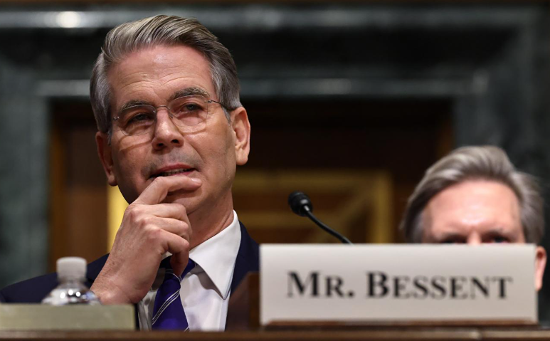 Скотт Бессент: бензин в США может стоить $3 между 20 июня и 20 сентября