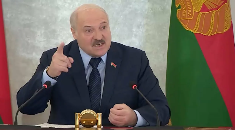 Лукашенко выругался на подчинённых: что стало причиной гнева президента