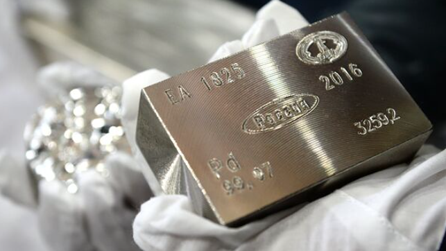 Палладий вместо золота: сможет ли «Норникель» нарастить спрос на металл 