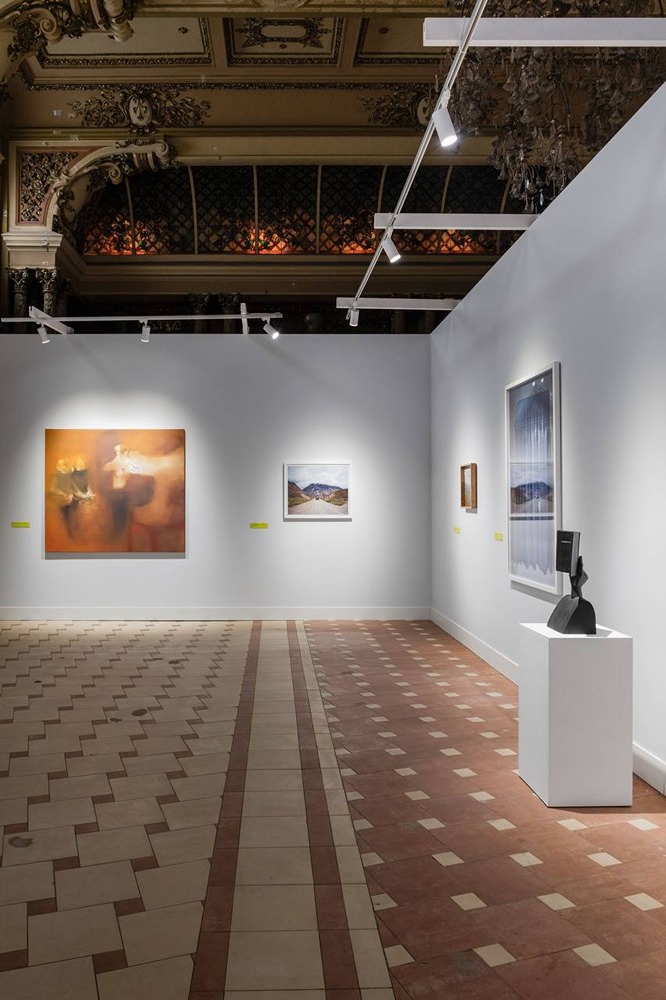 13‑й благотворительный аукцион Cosmoscow: 18 млн рублей — на проекты современного искусства