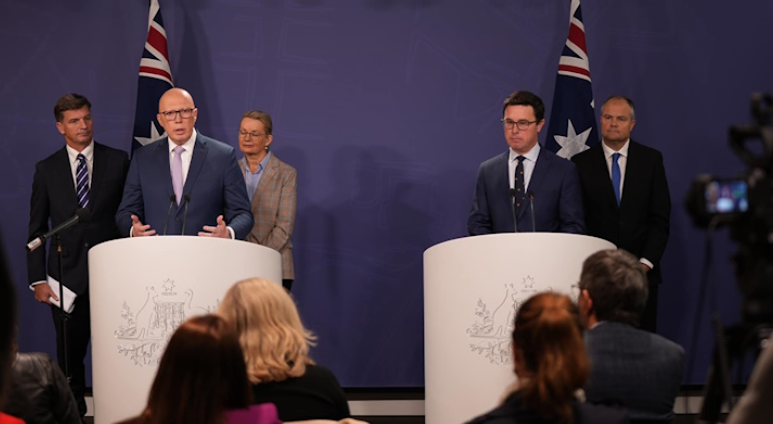 За кулисами кризиса: почему Австралия молчит об Ормузском проливе