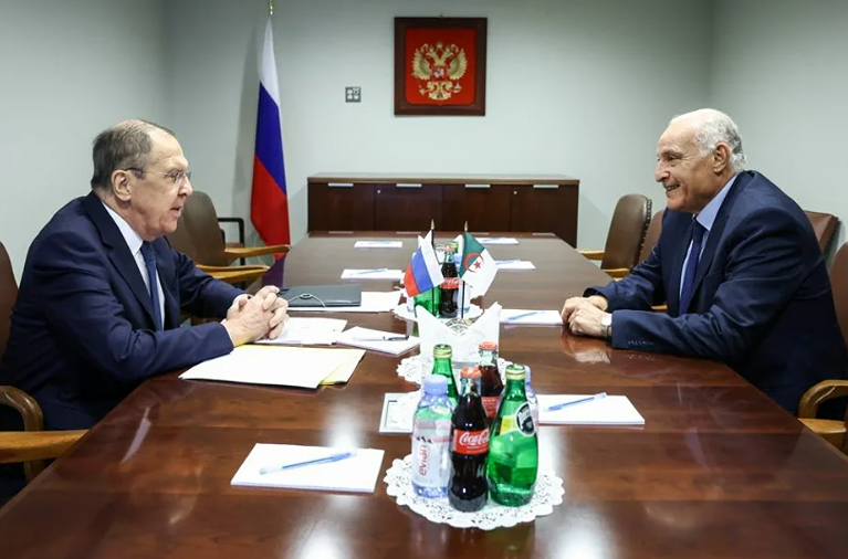 Дипломатический шаг вперёд: Россия и Алжир укрепляют связи