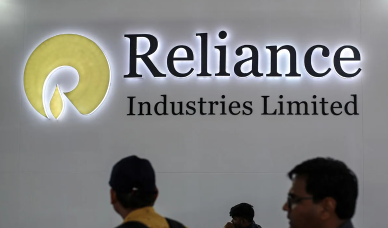 Почему Reliance отвергла иранскую нефть? Разбираем причины и последствия