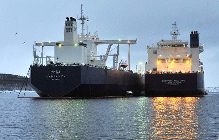 Минфин США разрешил покупку российской нефти, погруженной на танкеры до 17 апреля