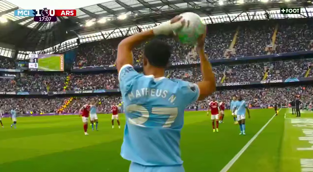 «Арсенал» проигрывает «Манчестер Сити» 1-2 и рискует упустить чемпионство