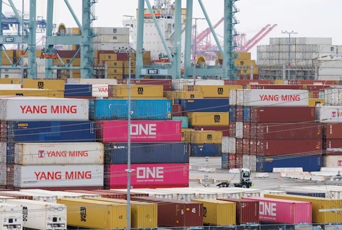 В условиях затянувшейся процедуры введения пошлин политика Трампа в отношении Китая ослабевает